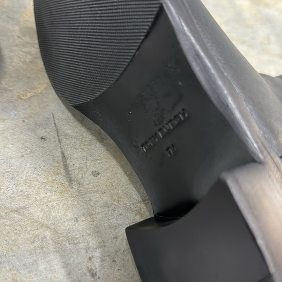 Tory Burch - Picture 6 of 8